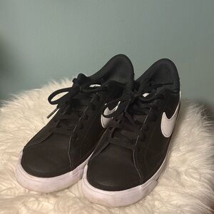 Nike Black and White Athletic Shoes